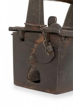 Antique American Country Clothes Iron - 4675815