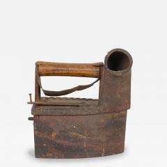 Antique American Country Style Clothes Iron - 4741723