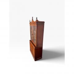 Antique American Federal Mahogany Breakfront Display Cabinet - 4744023