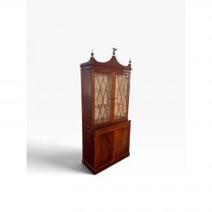 Antique American Federal Mahogany Breakfront Display Cabinet - 4744024