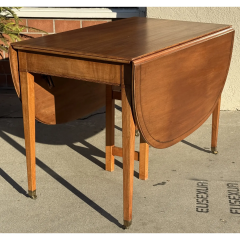 Antique American Federal Style Drop Leaf Gate Leg Dining Table - 4033050