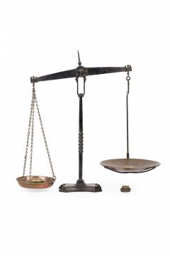 Antique American Iron Balance Weighing Scale with Weights - 4198503