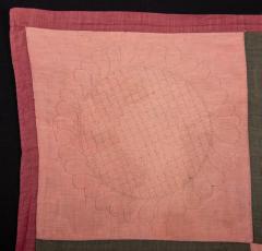 Antique Amish Dimond Quilt with Provenance - 4018053