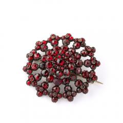 Antique Bohemian Brooch Encrusted with Garnets in Garnet Gold Setting - 4438574
