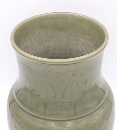 Antique Chinese Celadon Vase 19th century or earlier - 3630636