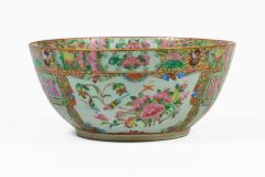 Antique Chinese Export Porcelain Rose Medallion Bowl - 4647153