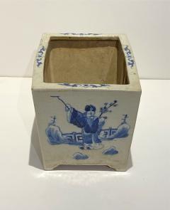 Antique Chinese Porcelain Cache Pot - 2316126