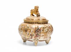 Antique Chinese Porcelain and Eglomise Gold Scenic Lidded and Footed Box - 4199747