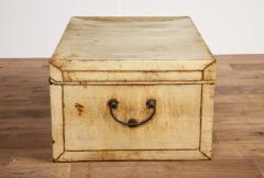 Antique Chinese Trunk - 2411395