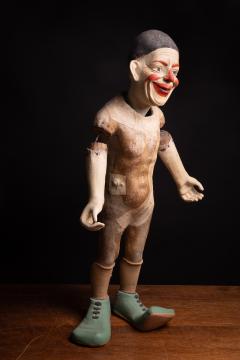 Antique Circus Clown with poseable arms and caracterful smile - 2155667