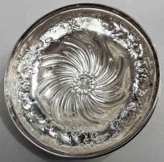 Antique English Georgian Sterling Silver Sugar Bowl 1758 - 4147902