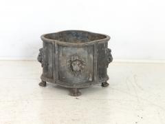 Antique English Lead Quatrefoil Planter with Lion Heads and Paws 1850s - 4435610
