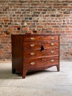 Antique George III Flamed mahogany Chest of Drawers 19th Century Circa 1810 - 2220986