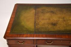 Antique Georgian Style Pedestal Desk - 3249855