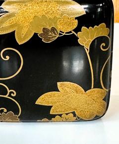 Antique Japanese Lacquered Incense Box Kobako in Kodaiji Style - 3348563