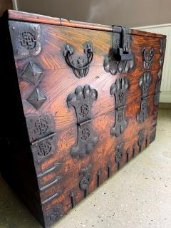Antique Korean Bandaji with Expressive Grains from Jeju Do Island - 4571063