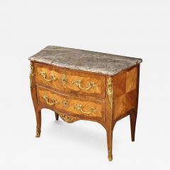 Antique Louis XV French chest of drawers from the 18th century - 3917546