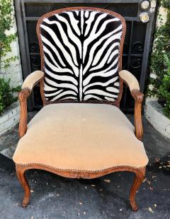 Antique Louis XV Style Walnut Bergere Arm Chair - Clarence House