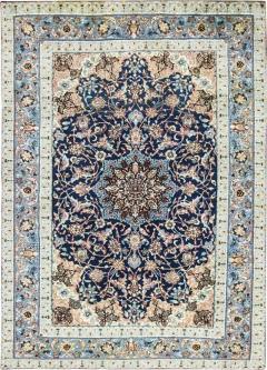 Antique Persian Isfahan Rug - 4359564