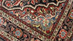 Antique Persian Sarouk Rug - 3967355