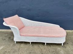 Antique Wicker Chaise Longue - 3057827