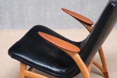 Arne Hovmand Olsen Important Arne Hovmand Olsen Armchair in Black Leather Oak Teak Denmark 1952 - 4278157