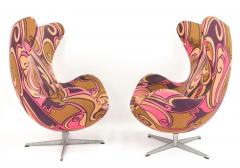 Arne Jacobsen A rare pair of Arne Jacobsen Egg chairs with ottoman for Fritz Hansen C 1973  - 4306623