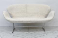 Arne Jacobsen Arne Jacobsen Fritz Hansen Swan Sofa Settee 1960s in Real Canadian Sheepskin - 3992101