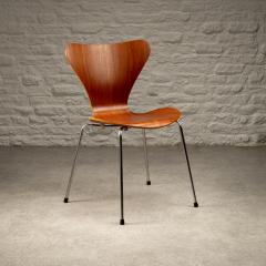 Arne Jacobsen Arne Jacobsen Series 7 Chair in Teak Denmark 1967 - 3508969