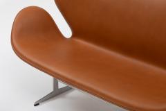 Arne Jacobsen Arne Jacobsen Swan Sofa Pair of Chairs in Cognac Leather Set of 3 - 4533806