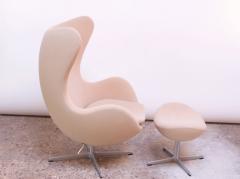 Arne Jacobsen Arne Jacobsen for Fritz Hansen Egg Chair and Ottoman Distributed by Knoll - 1689207