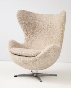 Arne Jacobsen Arne Jacobson Vintage Egg Chair in Shearling for Fritz Hansen - 3936672