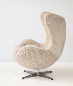 Arne Jacobsen Arne Jacobson Vintage Egg Chair in Shearling for Fritz Hansen - 3936677