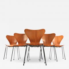 Arne Jacobsen Classic Arne Jacobsen Sevener Series 7 Dining Chairs Denmark - 2613484