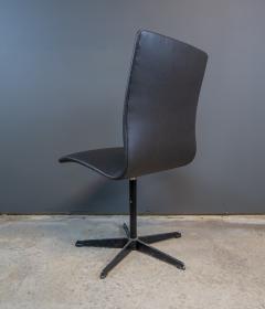 Arne Jacobsen Early Arne Jacobsen Oxford Chair in Black Leather Fritz Hansen c1970 - 2175309
