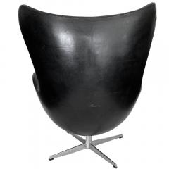 Arne Jacobsen Early Original Black Leather Egg Chair and Ottoman by Arne Jacobsen - 188887
