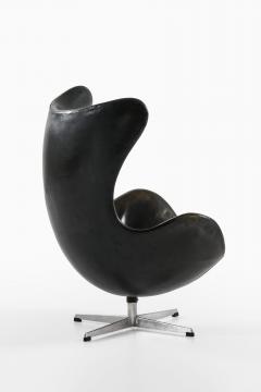 Arne Jacobsen Egg Chair Model 3316 in Original Leather Upholstery by Arne Jacobsen 1960s - 4399726