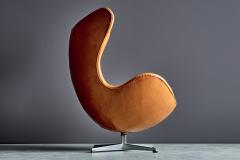 Arne Jacobsen Egg Chair by Arne Jacobsen upholstered in Cognac Leather - 4570617