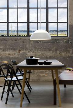 Arne Jacobsen Large AJ Royal Pendant in White by Arne Jacobsen for Louis Poulsen - 1804565