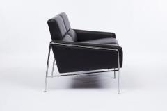 Arne Jacobsen Model 3303 SAS Settee - 2235483