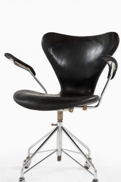 Arne Jacobsen Office Chair Model 3117 Produced by Fritz Hansen - 1958025
