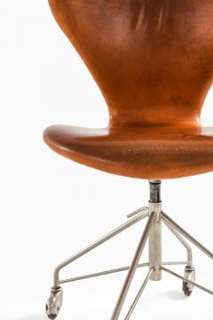 Arne Jacobsen Office Chair in Leather and Steel by Arne Jacobsen 1968 - 4507630