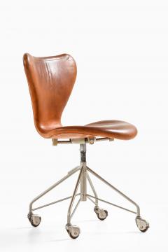 Arne Jacobsen Office Chair in Leather and Steel by Arne Jacobsen 1968 - 4507633