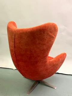 Arne Jacobsen Set of 3 Danish Organic Modern Egg Lounge Chairs attr Arne Jacobsen 2 Leather - 3478540