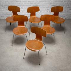 Arne Jacobsen Set of 6 Model 3103 Hammer Chairs by Arne Jacobsen Denmark 1980s - 4236100
