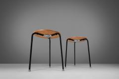 Arne Jacobsen Set of Two 2 Early Dot Stools Nesting Tables by Arne Jacobsen - 2735912