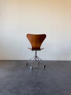 Arne Jacobsen Sevener Teak chair model 3117 by Arne Jacobsen for Fritz Hansen - 4256781