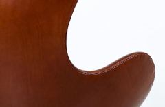 Arne Jacobsen Vintage Arne Jacobsen Cognac Leather Egg Chair for Fritz Hansen - 2439386