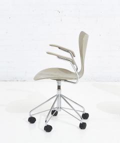 Arne Jacobson Ant Arm Chair - 2137526