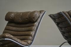 Arne Norell Arne Norell Pair of Ari Lounge Chairs in Steel and Patinated Leather Sweden - 4467865